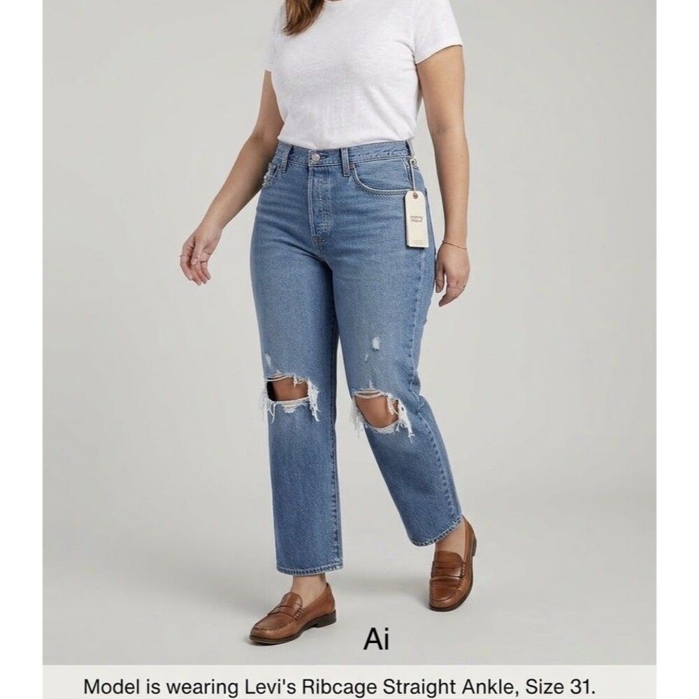 Levi's Ribcage Straight Ankle Women’s Sz 31 High-Rise Buttonfly Distressed Jeans